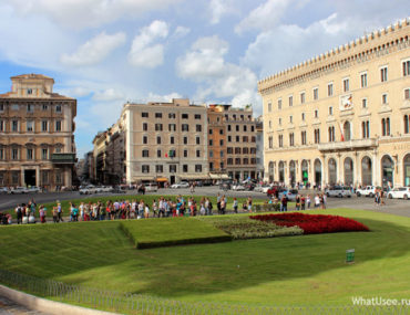 Площадь Венеции в Риме с экскурсионного автобуса